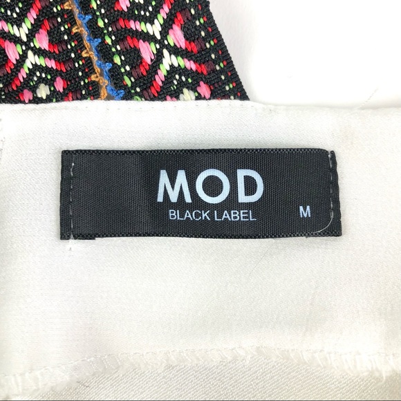 MOD Boutique Woven Embroidery Criss Cross Flounce Tank - Picture 4 of 6